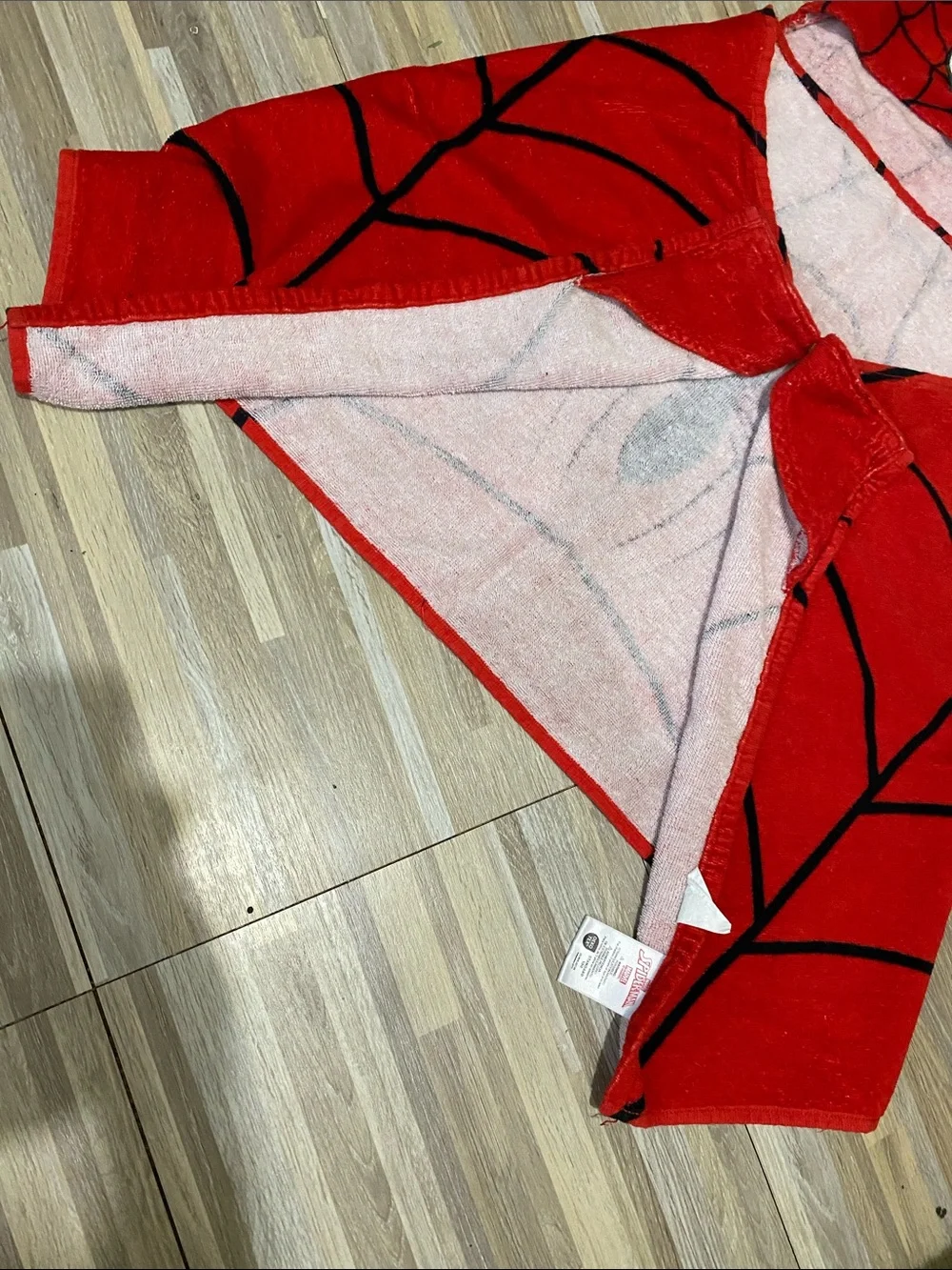 MARVEL Spider Man hooded towel